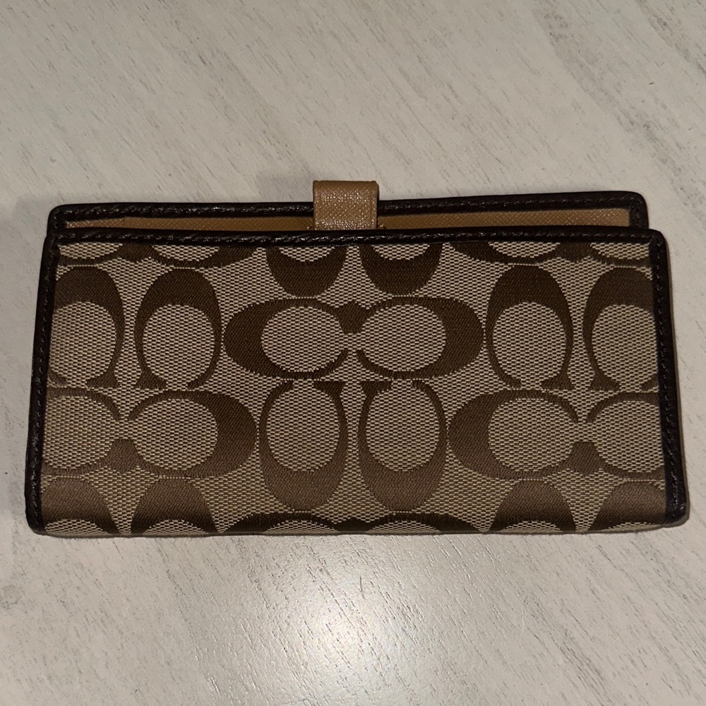 COACH CHECK BOOK COVER